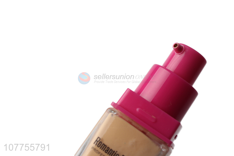 Factory price whitening and flawl liquid foundation 