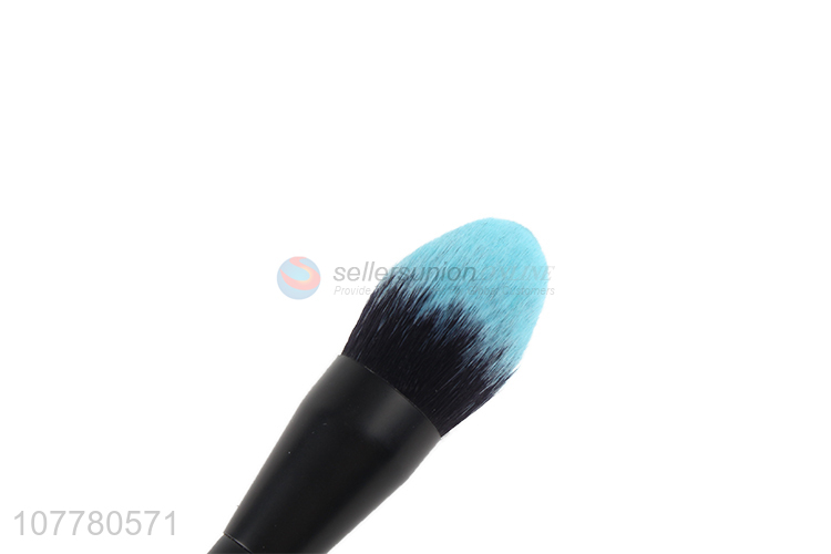 Good Sale Professional Makeup Highlight Brush Cosmetic Brush