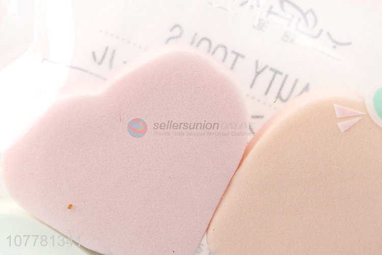 Cheap price heart shape 4PCS makeup powder puff