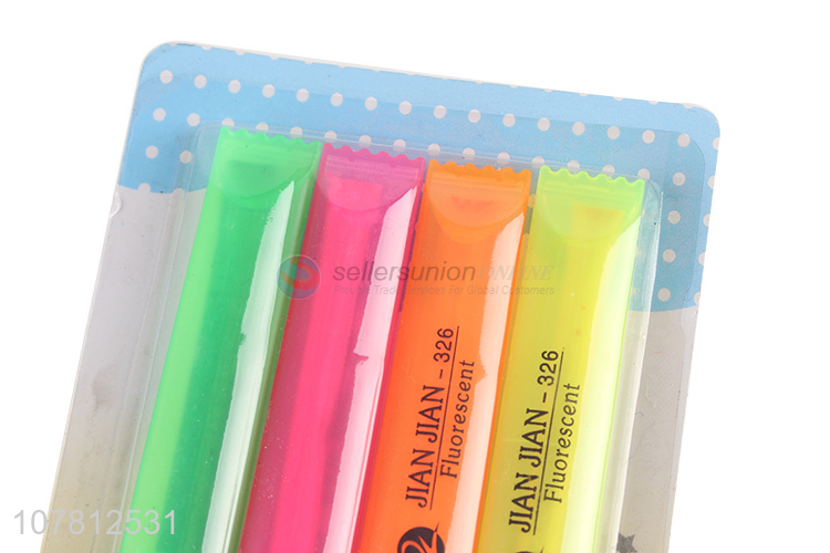 Wholesale 4 Pieces Fluorescent Pen Highlighter Pen Set