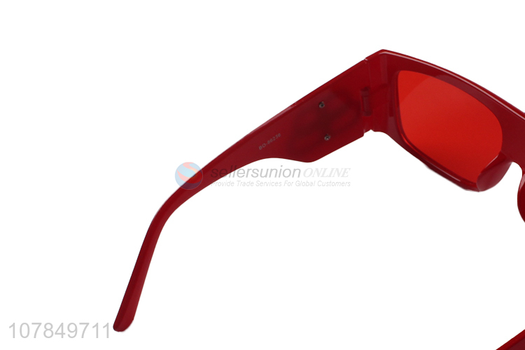 New Design Red Sunglasses Plastic Eyeglasses For Women