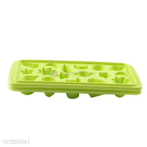 New arrival green plastic ice tray star ice making mould