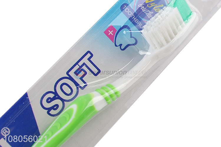 Yiwu wholesale simple soft toothbrush portable travel toothbrush