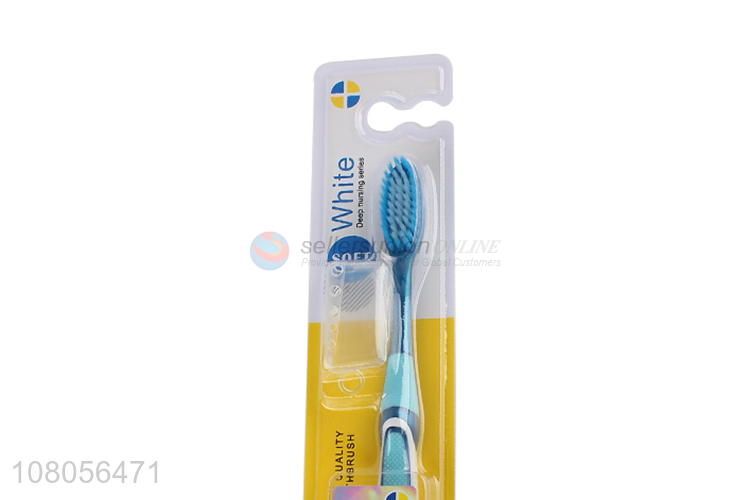 Online wholesale plastic portable travel toothbrush with sheath