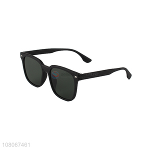 China supplier trendy classic sunglasses UV400 protection sunglasses