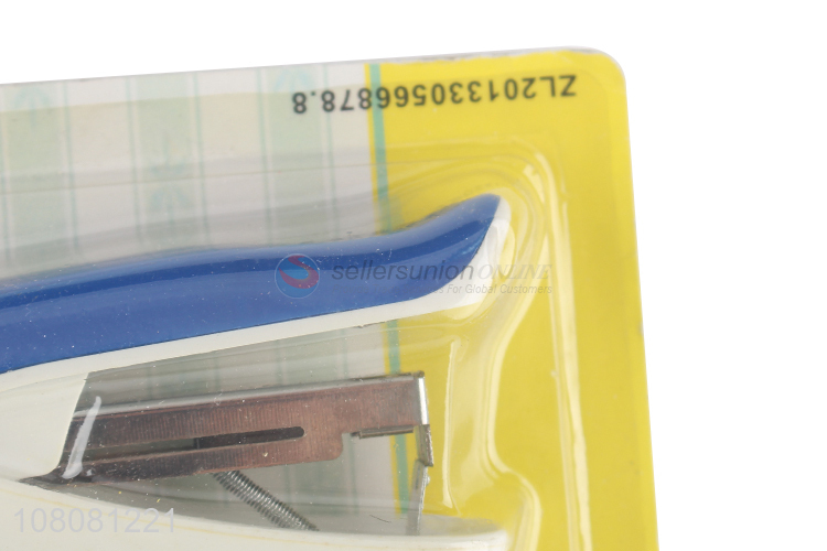 Good quality heavy duty mini 15 sheet capacity 10# stapler with staples