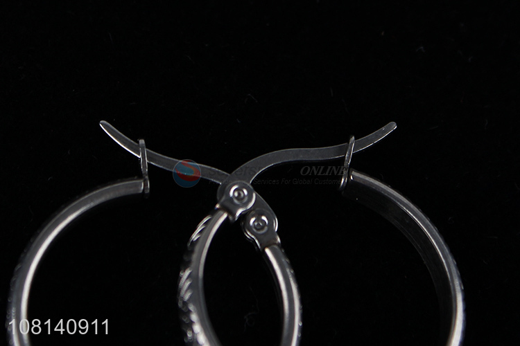 Most popular silver stainless steel hoop earrings for jewelry