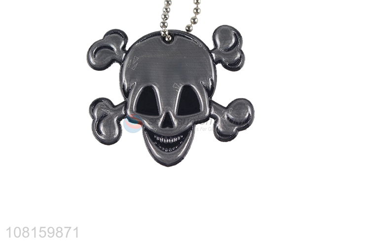 Good Price Skull Shape Reflective Keychain Cool Pendant