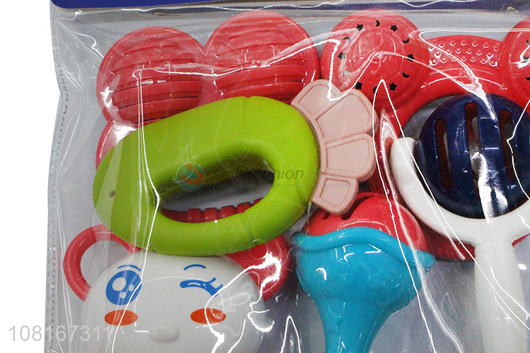 Low price wholesale creative baby teether rattle set