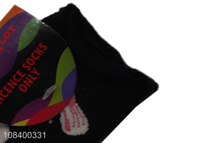 Low price comfortable breathable women crew socks for sale