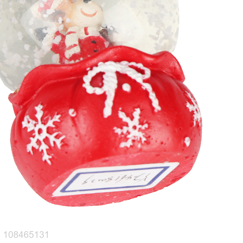 Factory supply Christmas snow globe holiday decor resin crafts