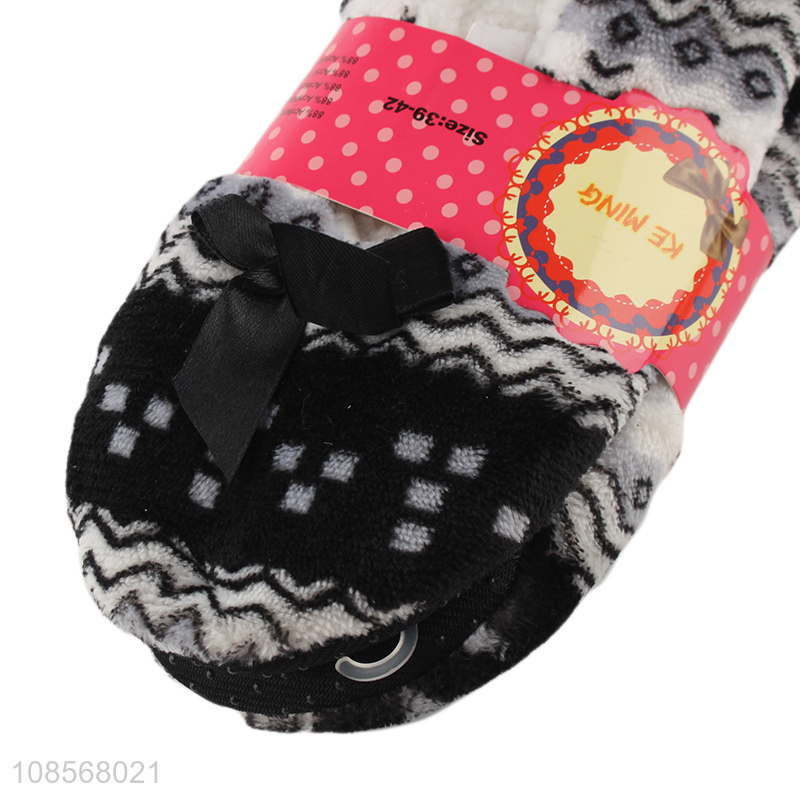 Low price comfortable soft warm indoor floor home slippers