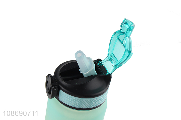 Hot selling 1000ml motivative sports water bottle with straw & flip lid