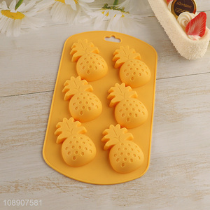 Hot selling 6-cavity pineapple shaped silicone ice cube tray for freezer