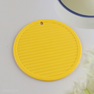 Good quality round silicone trivet mats pot holders for dining table