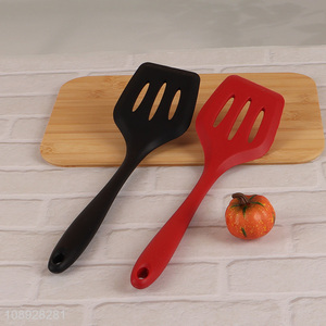 Hot Sale Kitchen Utensils Heat Resistant Silicone Slotted Spatula