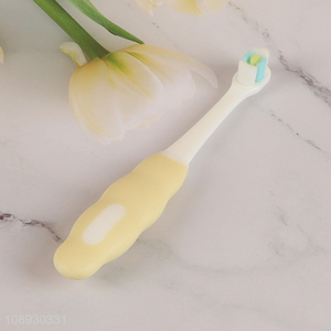 Good Quality Durable Soft Bristles Toothbrush for Adults