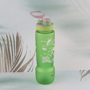 Hot Selling 700ml Reusable Plastic Sports Water Bottle with Spout Lid