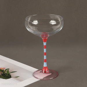 China Product Colored Wine Glasses Corktail Champagne Martini Glasses