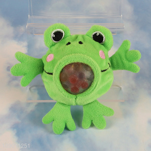 Low price frog shape cartoon plush squeeze ball toys for kids