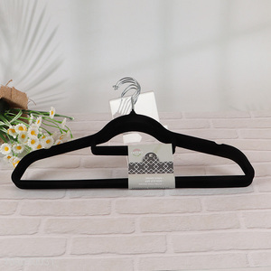 New arrival non-slip 5pcs velvet clothes hanger black coat hanger