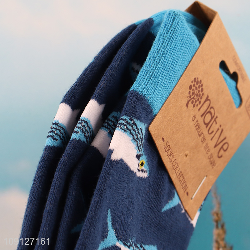 Best quality fashion cotton breathable mid tube socks unisex socks