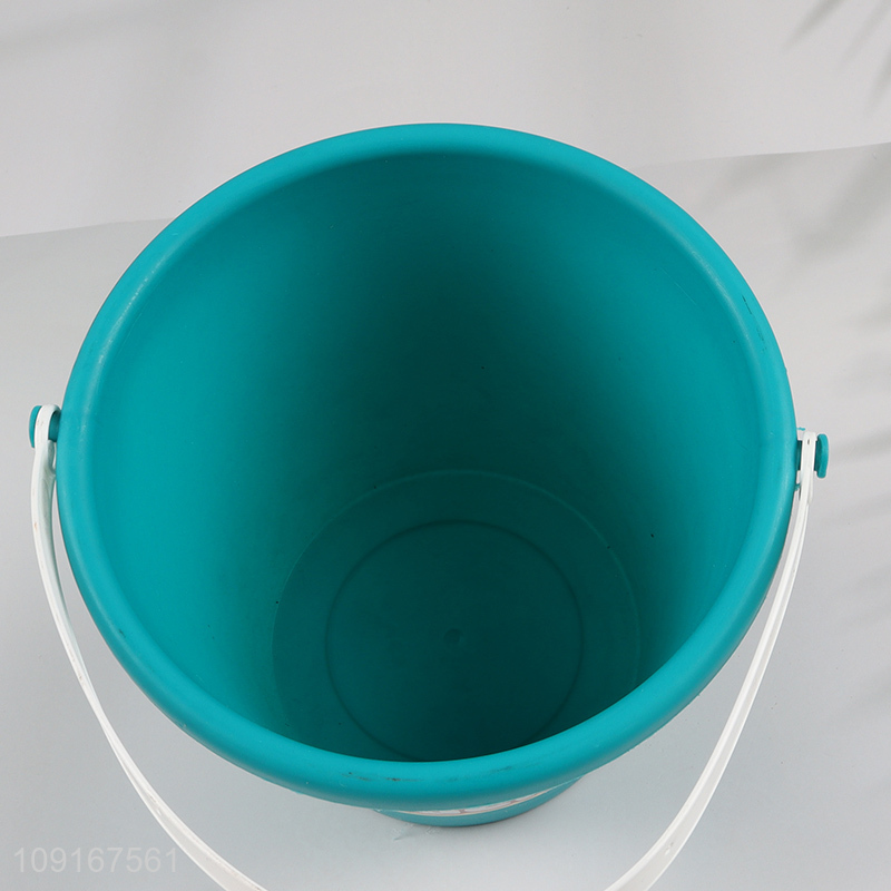 China Imports Beach Sand Toy Set with Sand Bucket & Watering Can
