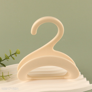 Wholesale Home Closet Hanging Rack Stackable Plastic Portable Storage Hanger