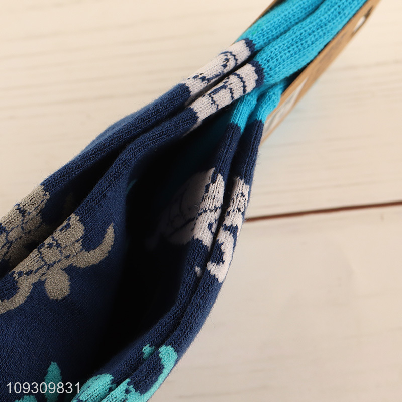 Online wholesale fashion cotton socks women crew socks