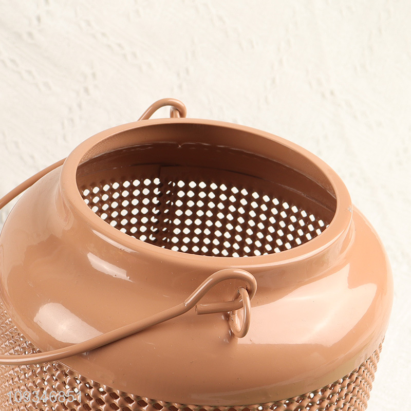 Factory price metal hollow candle holder for sale