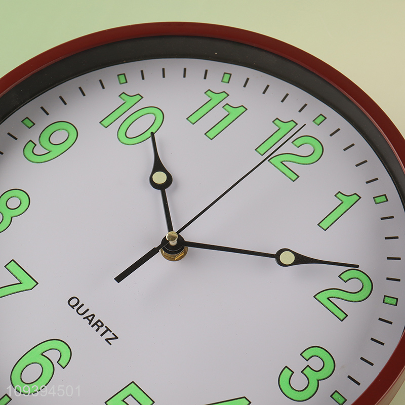 Low price non-ticking luminous wall clock