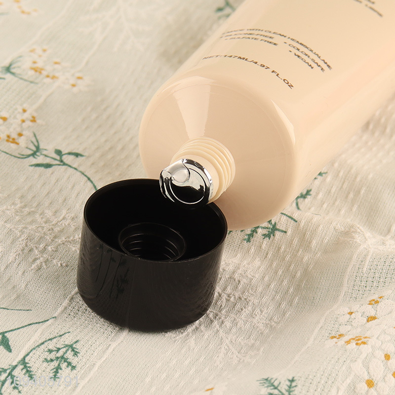 Hot products smooth curly hair styling cream
