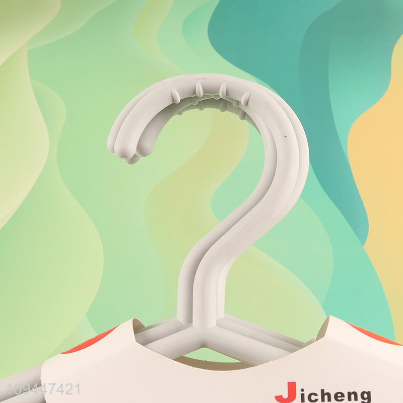 China wholesale 5pcs clothes hanger coat hanger set