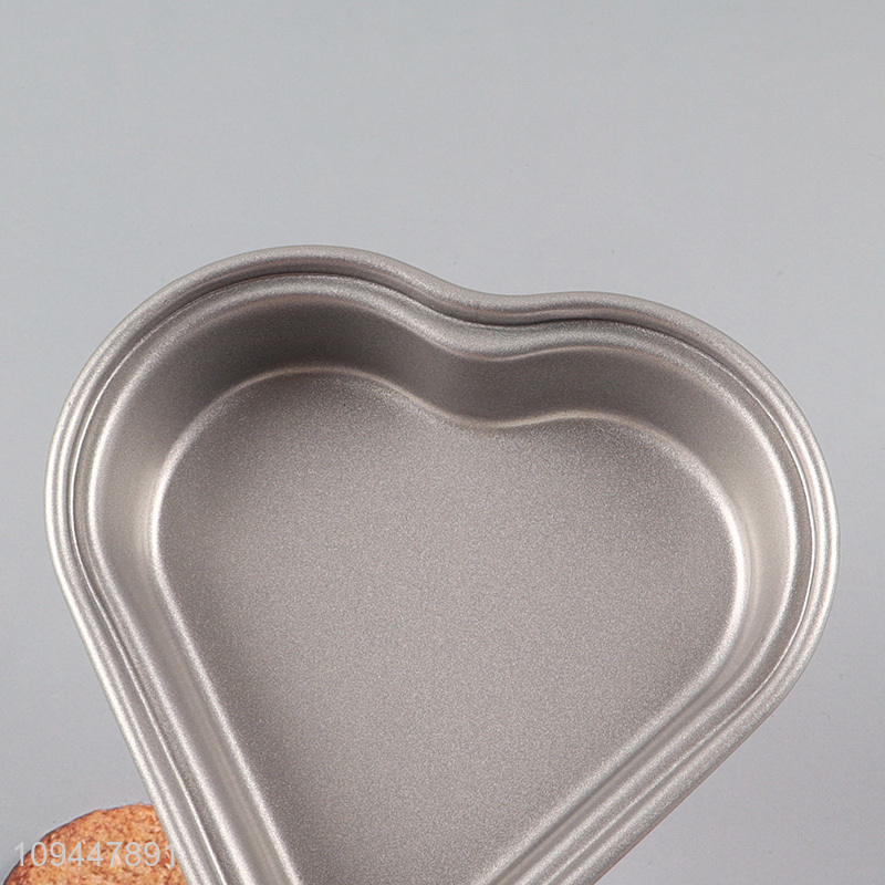 Low price heart shape non-stick baking pan