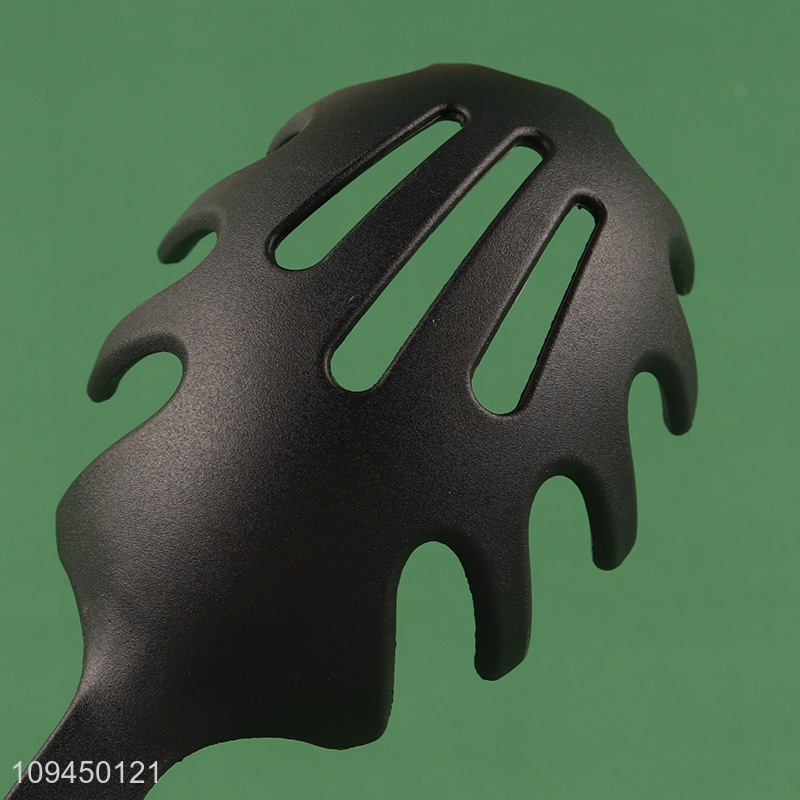 Top selling black nylon kitchen utensil spaghetti spatula