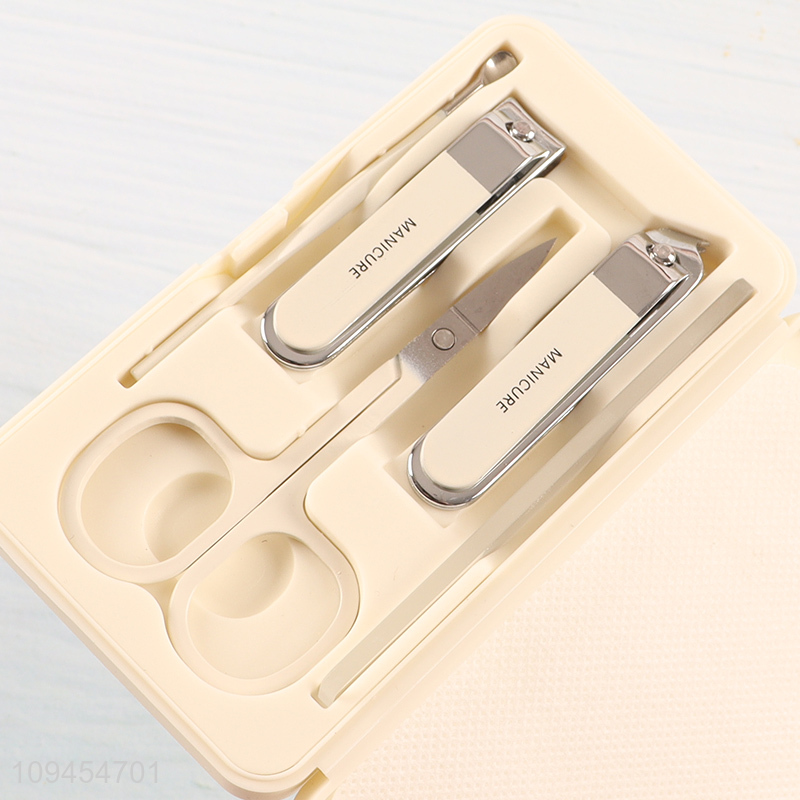 Top quality nail manicure set with earpick