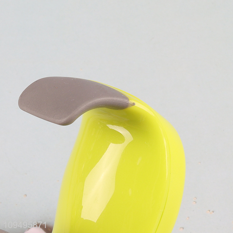 Best selling kitchen gadget garlic press wholesale