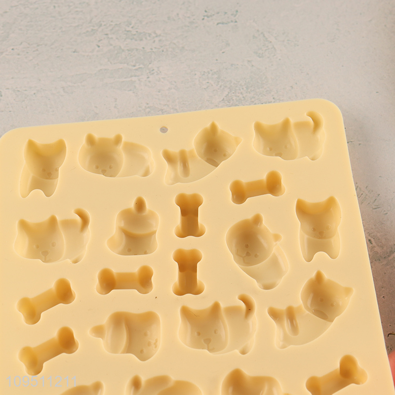 China factory baking mold silicone candy mold