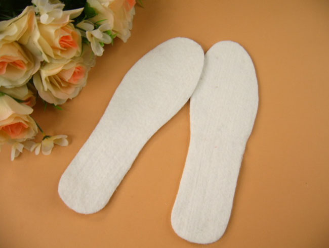 Choose A Pair of Suitable Insole for Your High-heeled Shoes